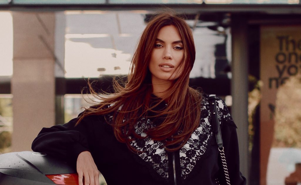 Alina Pușcău Se Căsătorește. Anunțul Făcut De Vedetă în Direct La Tv. „Nu Este Român, Poate îl Cunoașteți” | Libertatea