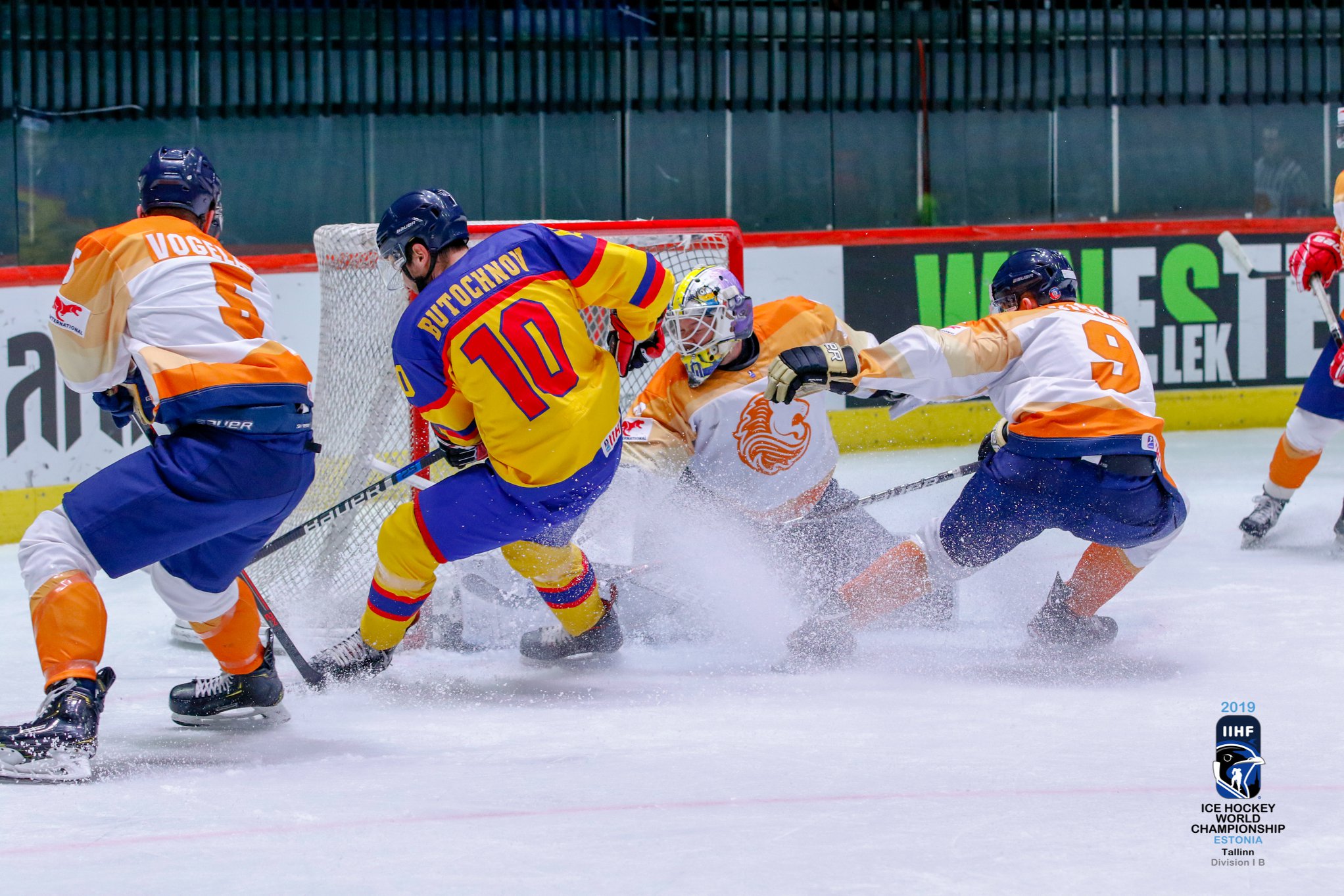 Coronavirusul dictează condiţiile noului sezonul al ligii profesioniste nord-americane de hochei pe gheaţă (NHL)