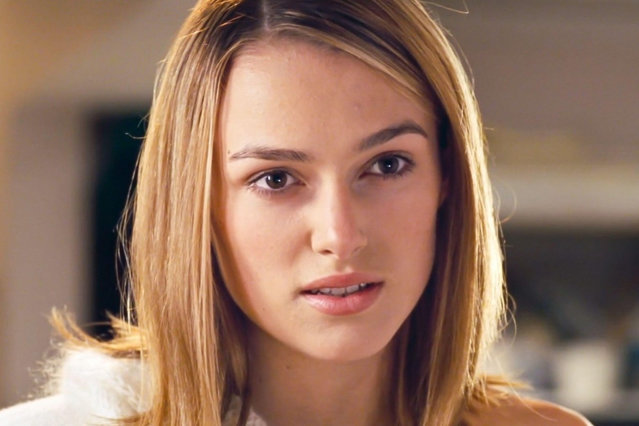 Keira Knightley refuză să joace în scene de sex regizate de bărbaţi. „Mă simt foarte inconfortabil sub privirea masculină”