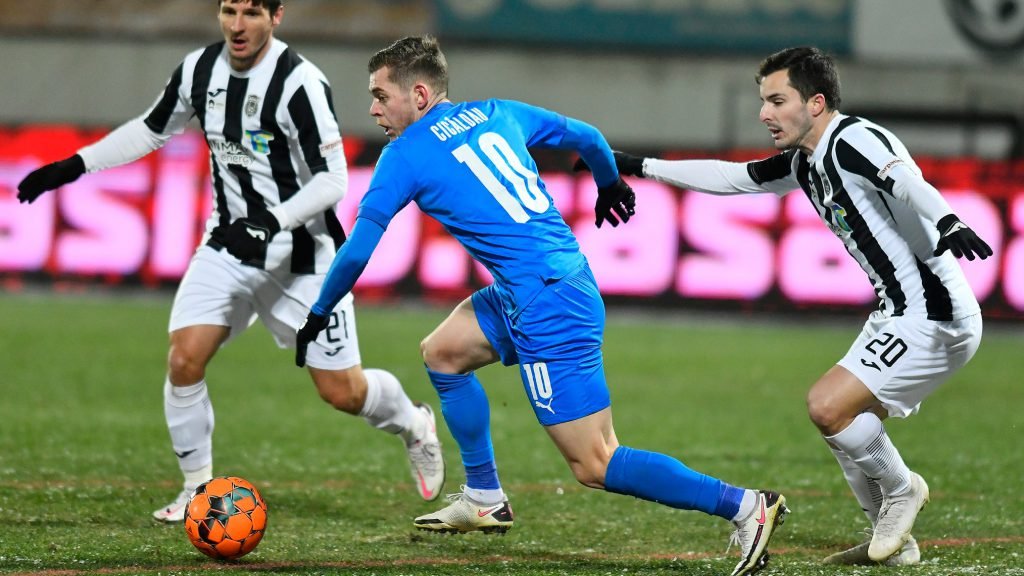 Liga 1, Etapa A 17-a. Craiova A Remizat La Giurgiu. Marți Se Joacă Viitorul – FCSB | Libertatea
