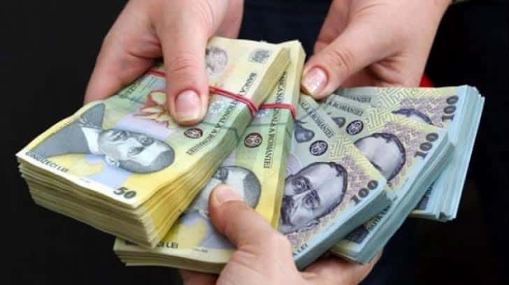 Majoritatea firmelor din România majorează salariul minim de la 1 ianuarie