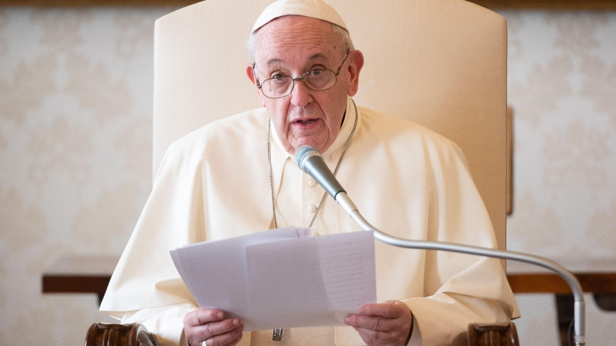 Papa Francisc se vaccinează săptămâna viitoare: „Există o negare sinucigașă pe care nu știu să o explic”
