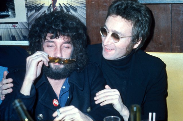 Phil Spector a murit la 81 de ani. Producătorul îşi ispăşea pedeapsa pentru uciderea actriţei Lana Clarkson