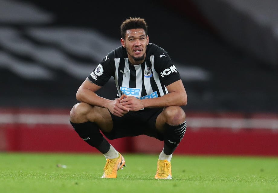 Un Fotbalist De La Newcastle Va Fi Sancționat De Club, După S-a Dat De Gol Că A Mers Să Se Tundă, încălcând Regulile Sanitare | Libertatea