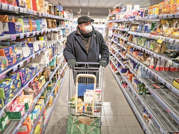Al doilea val al pandemiei nu a mai prins guvernele europene nepregătite, iar cele mai multe economii din UE au crescut la sfârşit de an. România a fost de departe campioană la creştere