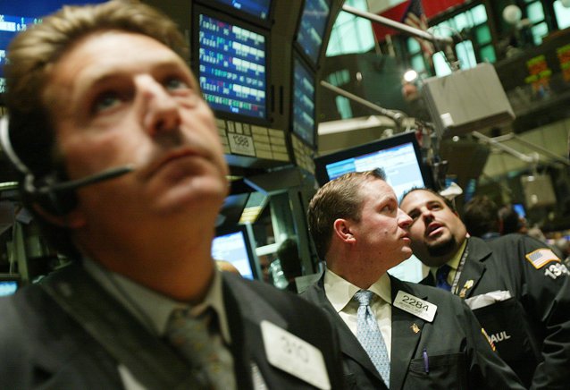 Bursele globale cresc, micii investitori duc argintul la maximul pe 8 ani