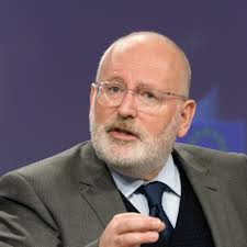 Ce doreşte Frans Timmermans de la România