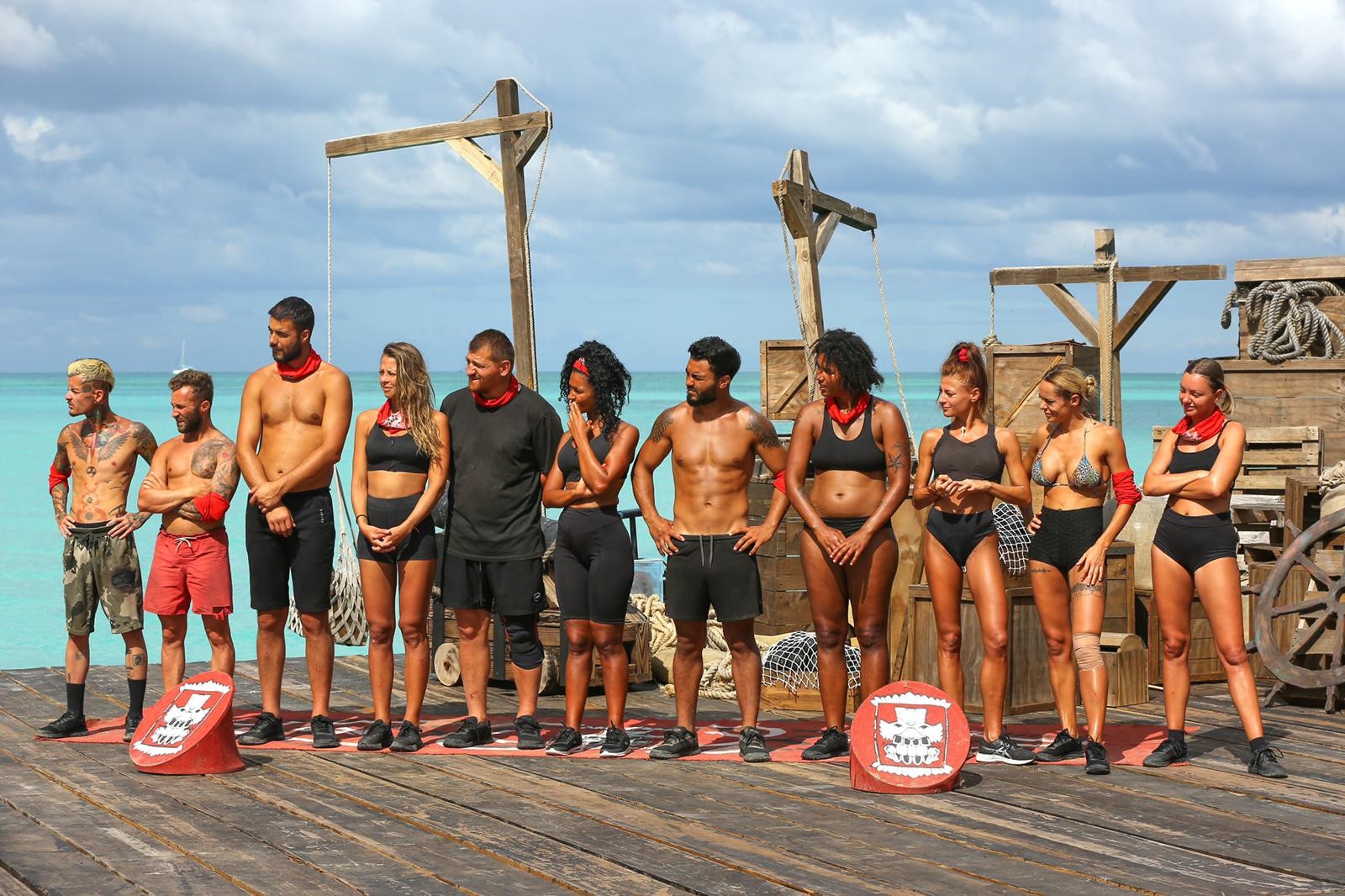 Chinul pe care trebuie să-l îndure concurentele de la Survivor România. Câtă lenjerie intimă și-au luat în Republica Dominicană