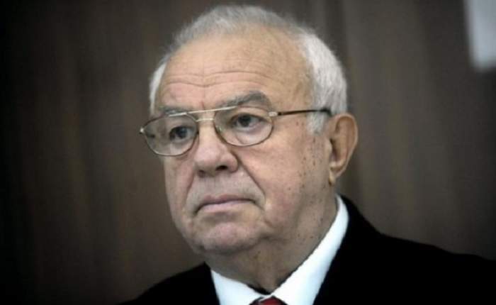 ”Cred că ar trebui să fiu felicitat”