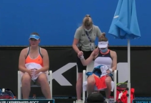 Din nou emotii pentru Simona Halep. Romanca a avut nevoie de ingrijiri medicale la Australian Open