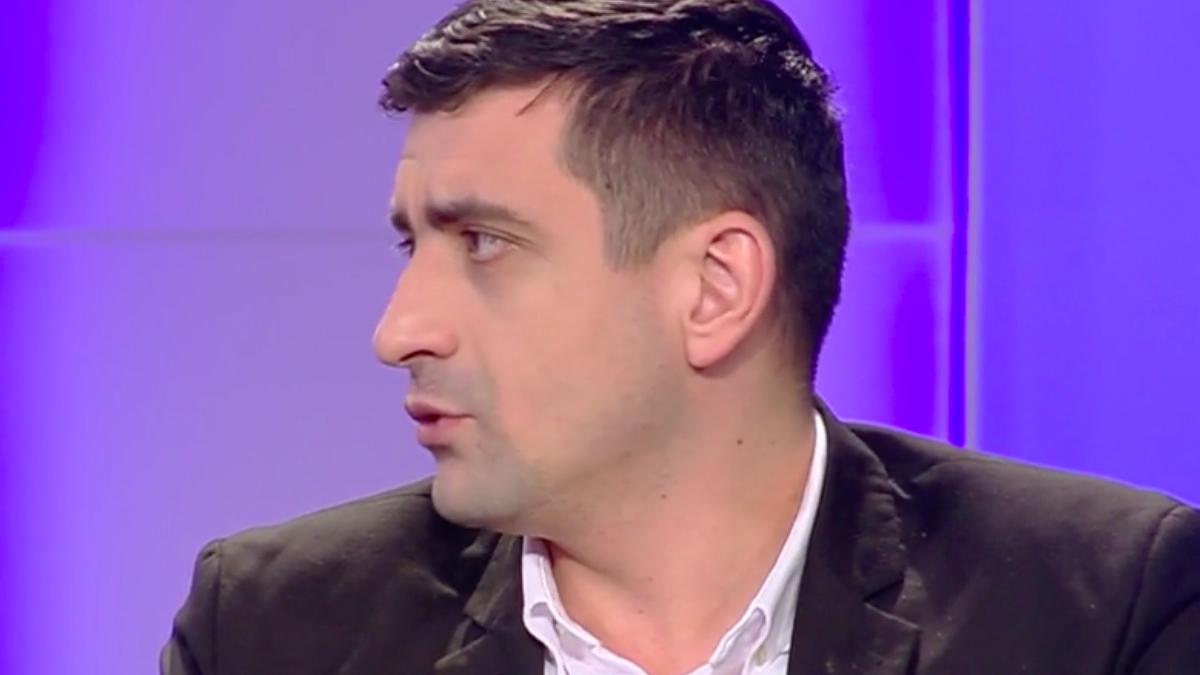 George Simion: „Domnul Voiculescu ne promite temelia pentru trei spitale în 2024, vi se pare normal?”