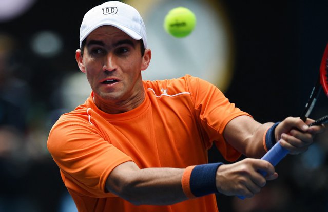 Horia Tecău a trecut în turul doi la Australian Open, după abandonul adversarilor