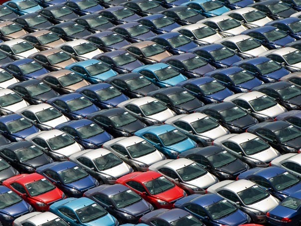 Producţia de automobile a scăzut în România cu 10% în ianuarie. Înmatriculările au scăzut cu 51,9%