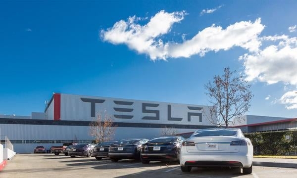 TESLA si-a deschis primul birou din Bucuresti, in Sectorul 4