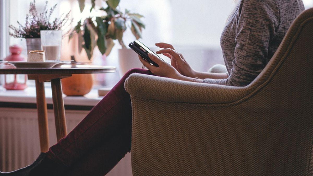 Un cioban din Neamț a păcălit copile să-i trimită imagini explicite. Se dădea adolescent pe Instagram