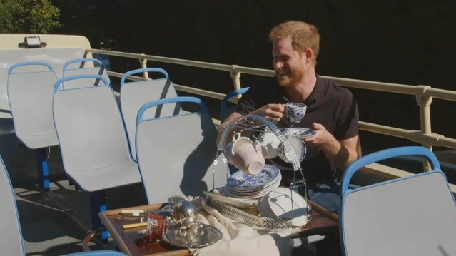 VIDEO Prinţul Harry, interviu inedit acordat lui James Corden. Viaţa în SUA, cu Meghan Markle şi micul Archie, după ruptura de familia regală britanică