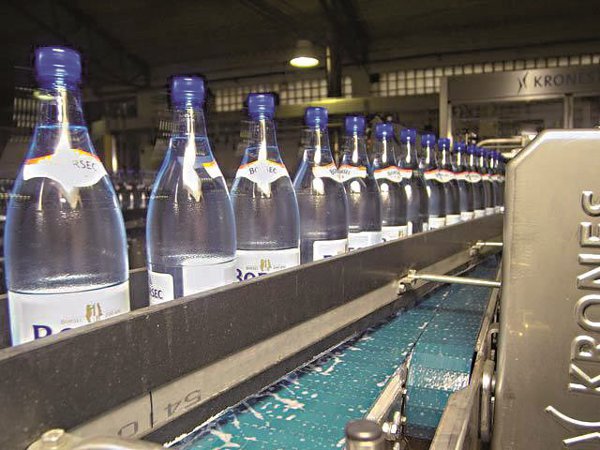 Am investit 250 mil. euro din 1998 încoace. Banii au mers către fabrici, depozite logistice şi tehnologie. Grupul activ în producţia de apă minerală, sucuri şi bere are afaceri de peste 170 mil. euro şi 2.200 de salariaţi