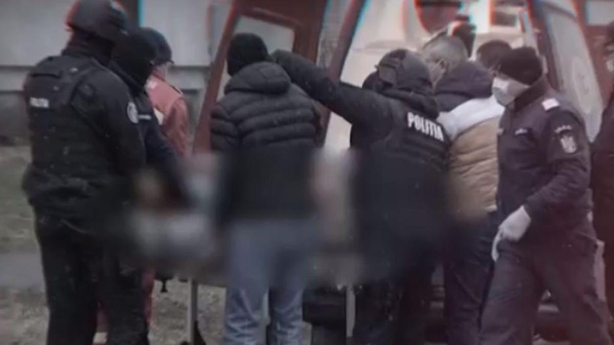 Cum se spală pe mâini de răspundere șeful operațiunii Onești, unde au murit doi oameni: „Decizia o ia cel de la fața locului. Eu am ajuns după 17.30”