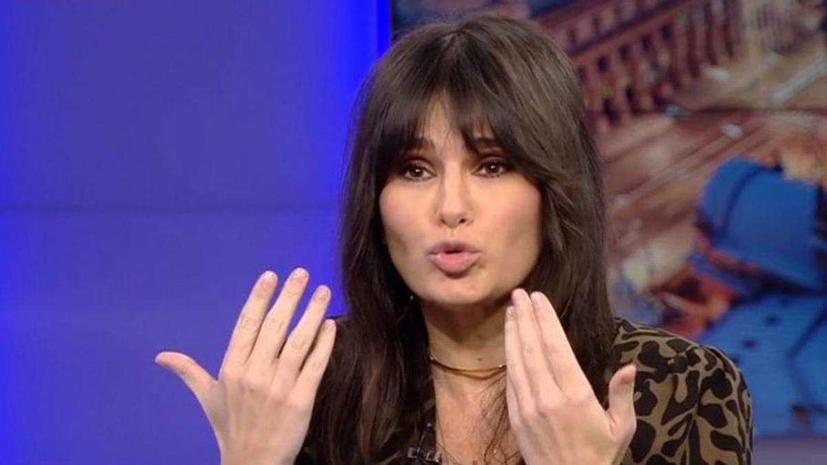 Dana Budeanu, atac la adresa ministrului Sănătăţii: ”Păi, bă Vlăduțe, cum dai mărțișorul? Păi să îți explic eu, băi Vlăduț cum!”