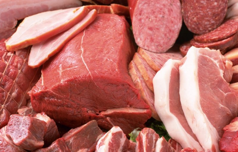 În luna ianuarie, producţia de carne de porc a României a scăzut de aproape trei ori