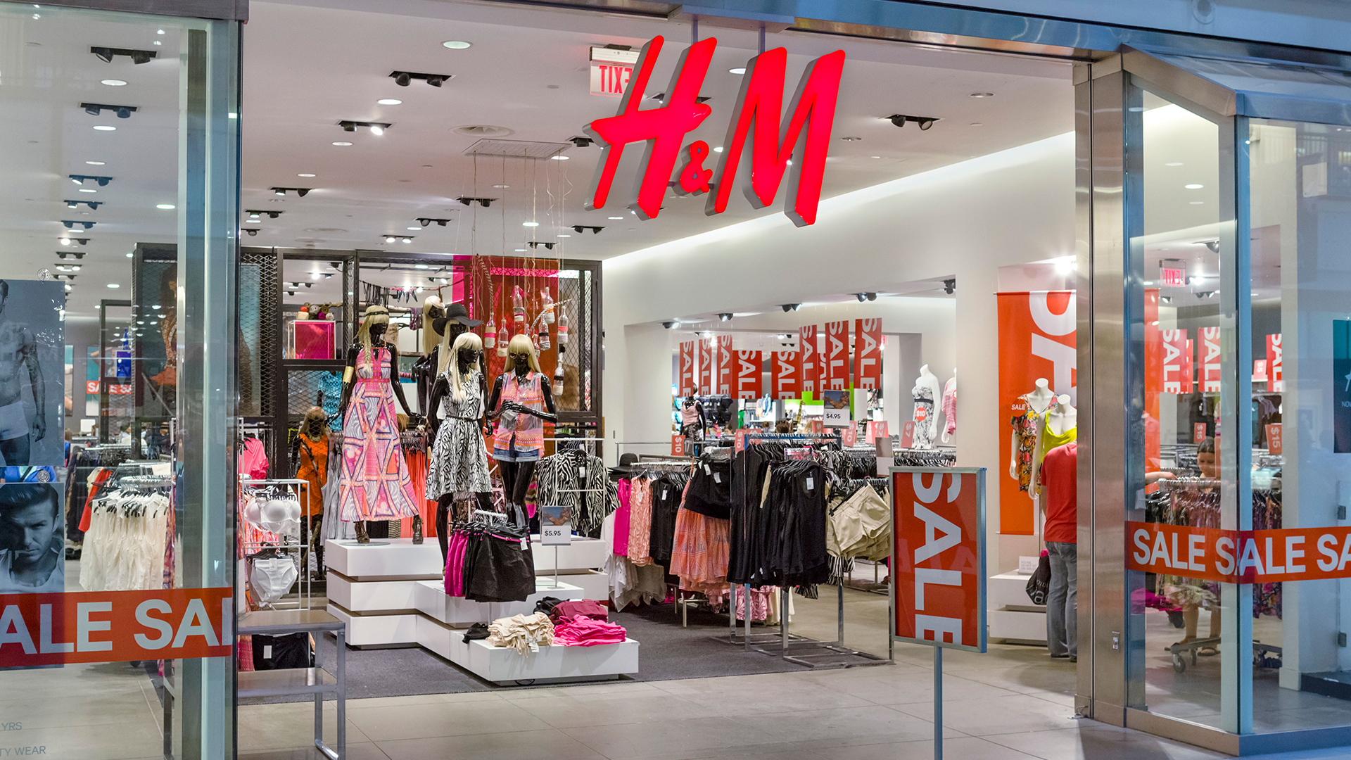 În luna martie, vânzările H&M s-au redresat