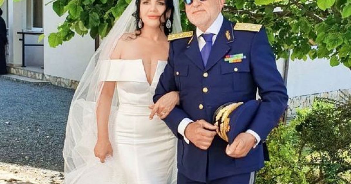 Ioana Năstase, fără soț și fără cadourile primite de la Ilie Năstase! Noi detalii despre divorțul momentului: „Cadourile pe care mi le-a oferit…”