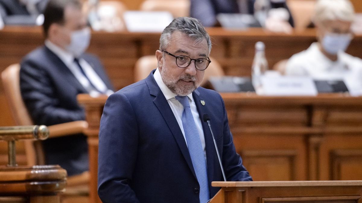 Lucian Romaşcanu: PNL şi cei din coaliţie vă propun sloganul lor pe 2021: „Prin voi înşivă!”