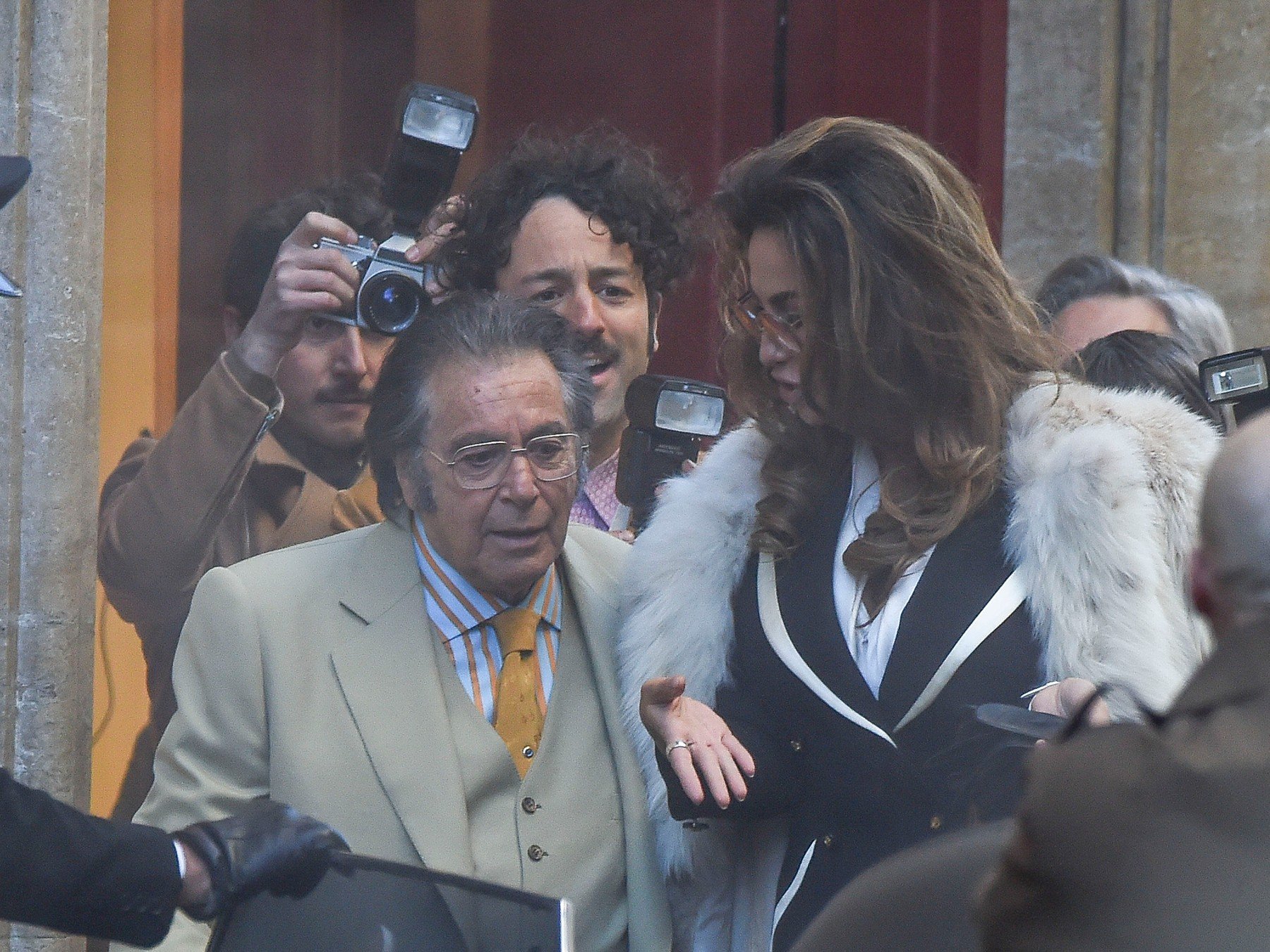 Mădălina Ghenea, La Brațul Lui Al Pacino. Actrița Română Va Juca Rolul Sophiei Loren în Filmul „House Of Gucci”, Regizat De Ridley Scott