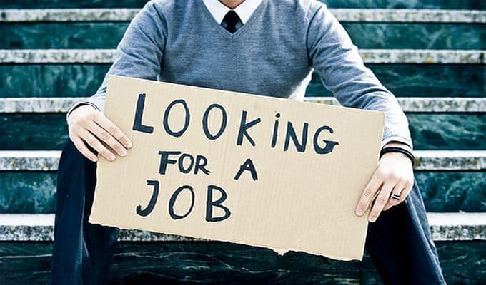 Rata șomajului în Marea Britanie a scăzut neașteptat la 5,0%