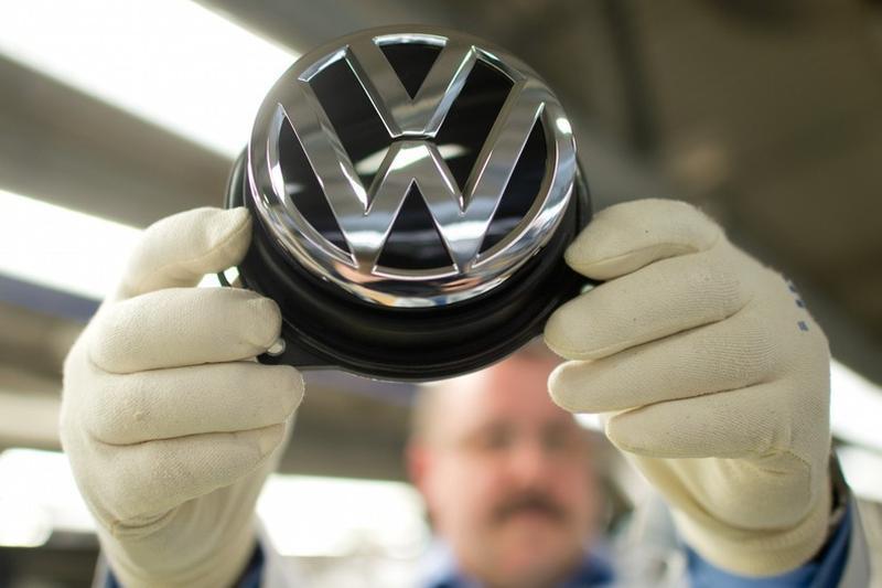 VW va reduce până la 4.000 de locuri de muncă prin pensionare anticipată, spun sursele