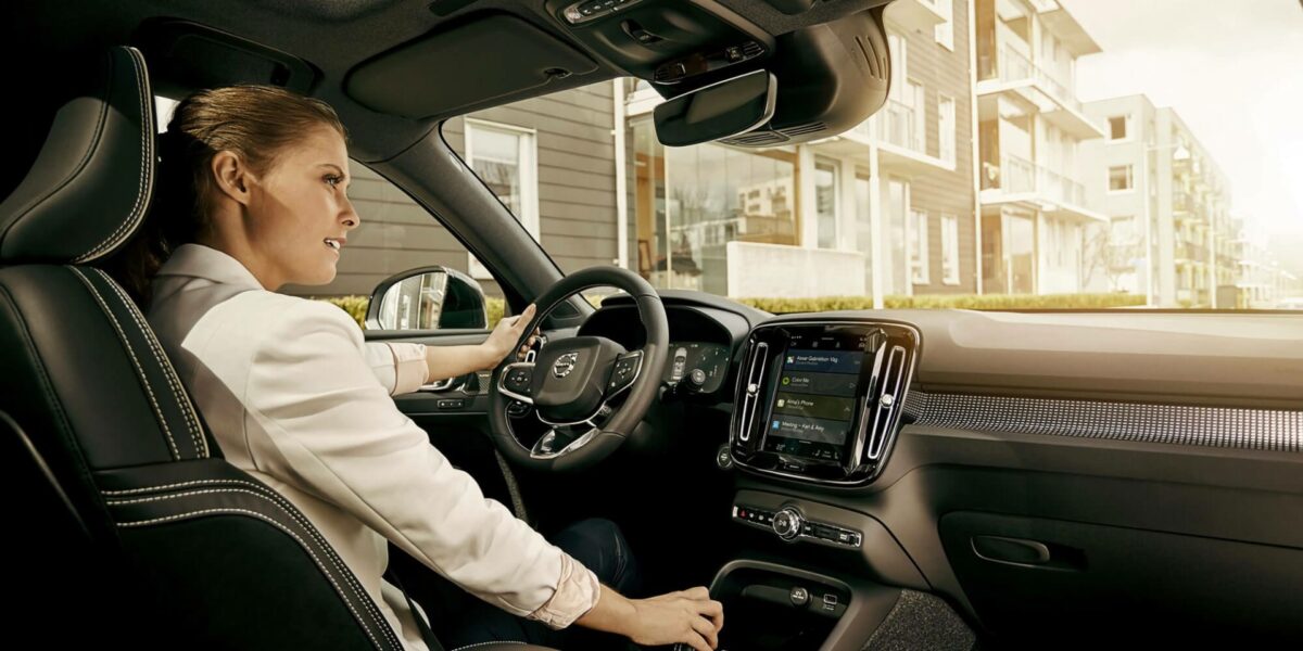 gigantul IT cucerește piața sistemelor de operare pentru automobile