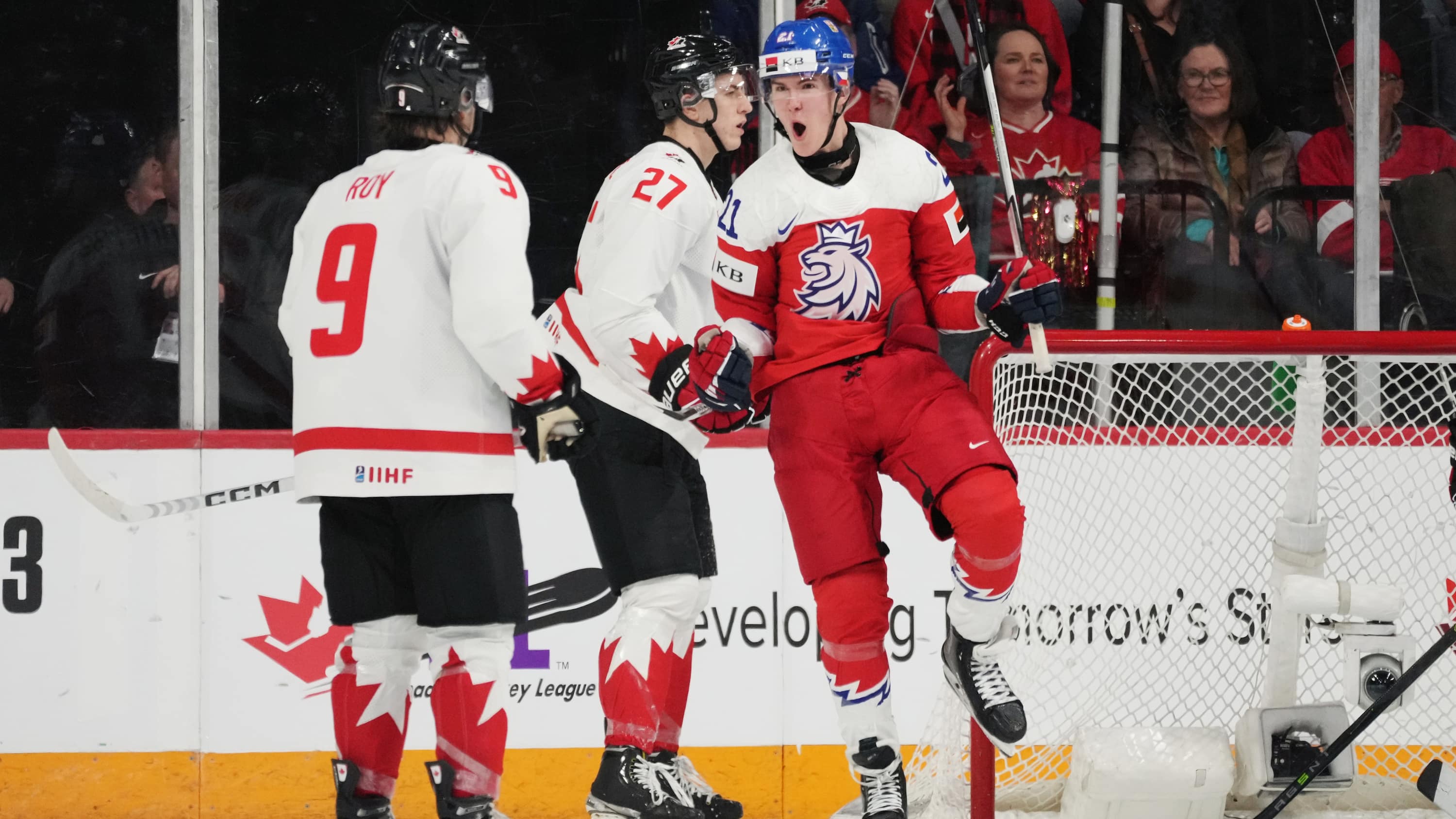 Bedard strălucește când Canada demolează Germania pentru a reveni la World Juniors 2