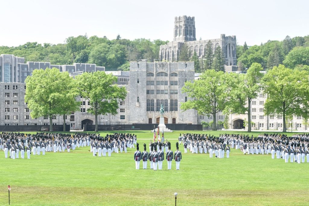 West Point pentru a elimina simbolurile Confederate din campusul său