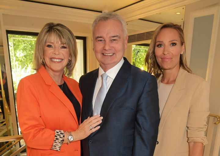 Eamonn Holmes dezvăluie groază că o cădere acasă l-a lăsat cu „un os ieșit din umăr”