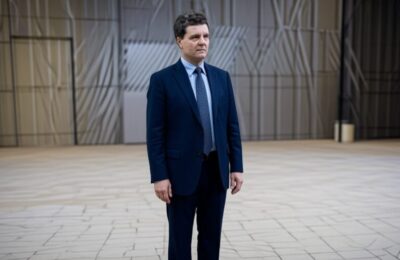 Nicușor Dan, dialog aprins cu protestatarii – Am informații de 100 de ori mai multe”