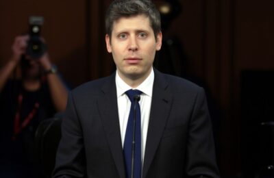Ironie? CEO OpenAI, multumiri dupa concedieri – reactii virulente