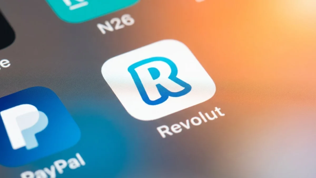 Revolut evaluare