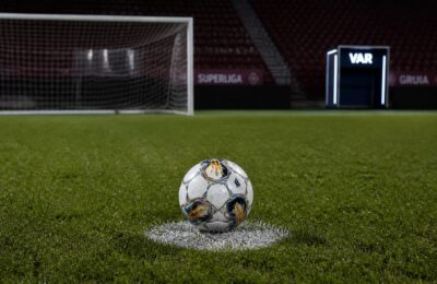 CFR Cluj a oprit seria de victorii a FCSB printr-un gol din penalty