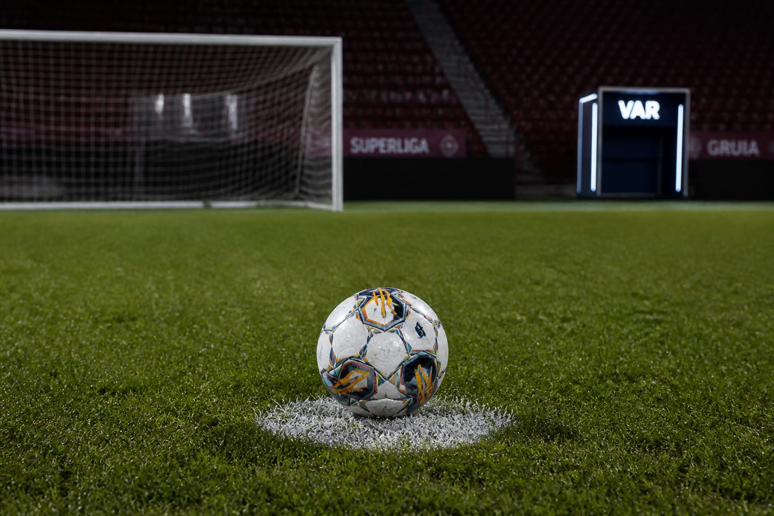CFR Cluj a oprit seria de victorii a FCSB printr-un gol din penalty
