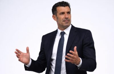 Luis Figo cere demisia președintelui FIFA, Gianni Infantino, și îl acuză de planuri de îmbogățire