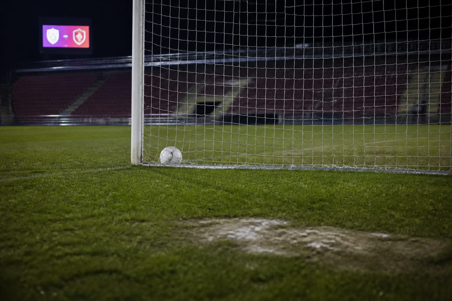 Un penalty transformat de Andrei Cordea aduce victoria CFR Cluj cu FCSB și schimbă liderul din SuperLigă