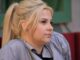 Charlotte Nott a părăsit voluntar „Big Brother” după 13 zile, spunând că a ajuns la limită