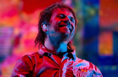 Enter Shikari își suspendă activitatea la 31 decembrie 2027, spune că nu crede că se desparte