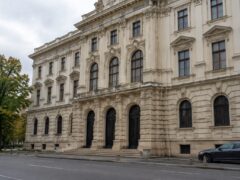 Timișoara discută criterii pentru impozite mai mari în 2027 la mașini și clădiri folosite în alte scopuri decât locuirea