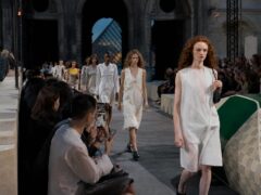 Cererea din China frânează revenirea LVMH. Vânzările diviziei de modă au scăzut cu 5%